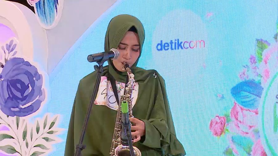 Permainan Anggun Saksofon Nining - Sunsilk Hijab Hunt 2019 Padang