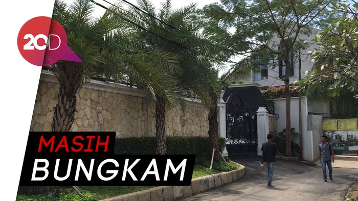 Istri Andre Taulany Betah Mengurung Diri di Rumah