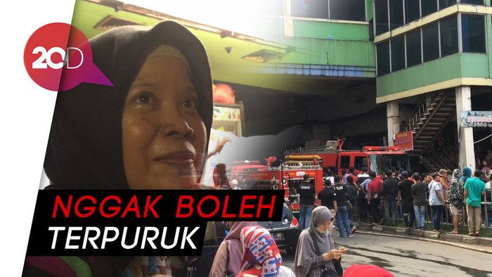 Kios Terbakar, Pedagang Tanah Abang: Dibenerin Kita Dagang Lagi