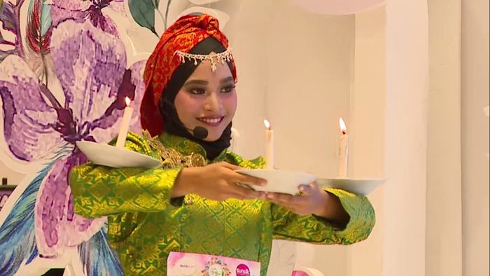 Tari Piring dan Monolog Tiara - Sunsilk Hijab Hunt 2019 Padang