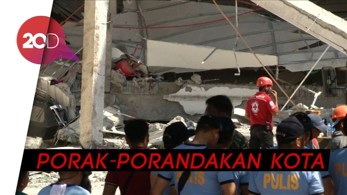 Video Evakuasi Korban Gempa di Filipina