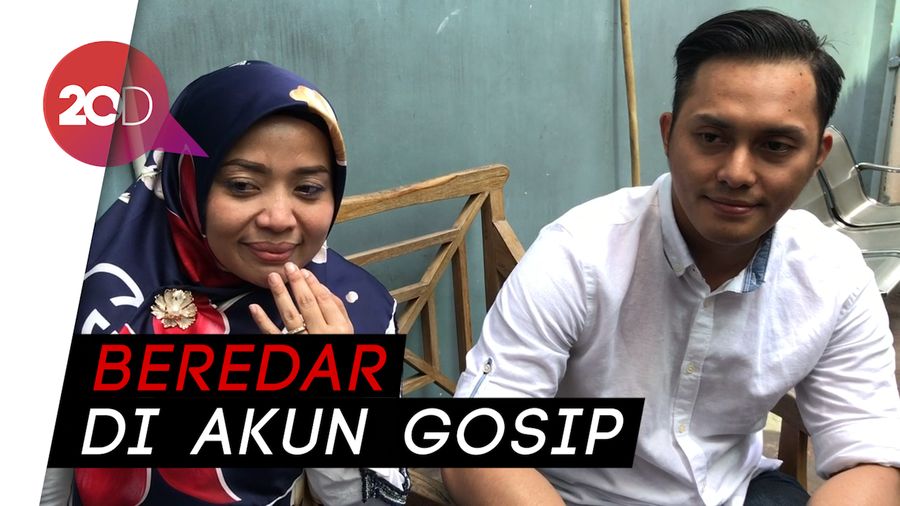Beredar Undangan Nikah Muzdalifah dengan Kekasihnya