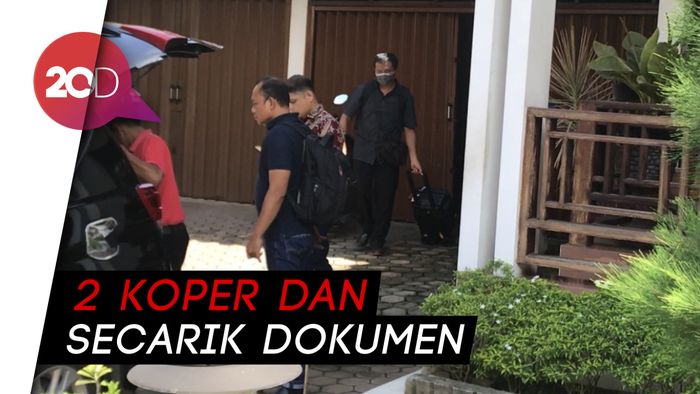 Rumah Bupati Solok Selatan Diacak-acak KPK, 2 Koper Diangkut
