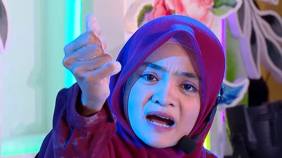 Dhaivina Berpuisi Penuh Penghayatan - Sunsilk Hijab Hunt 2019 Medan