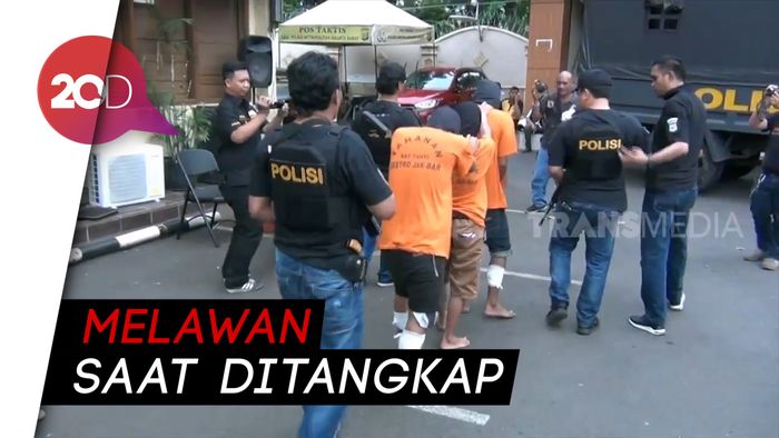 Polisi Tembak Mati Begal Sadis di Palmerah