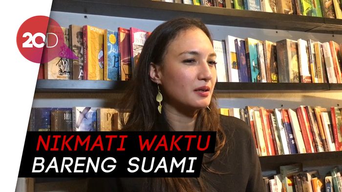 Kurangi Diving, Nadine Chandrawinata Kini Lebih Senang di Rumah