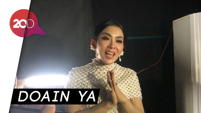 Syahrini Buka-bukaan soal Kabar Kehamilan
