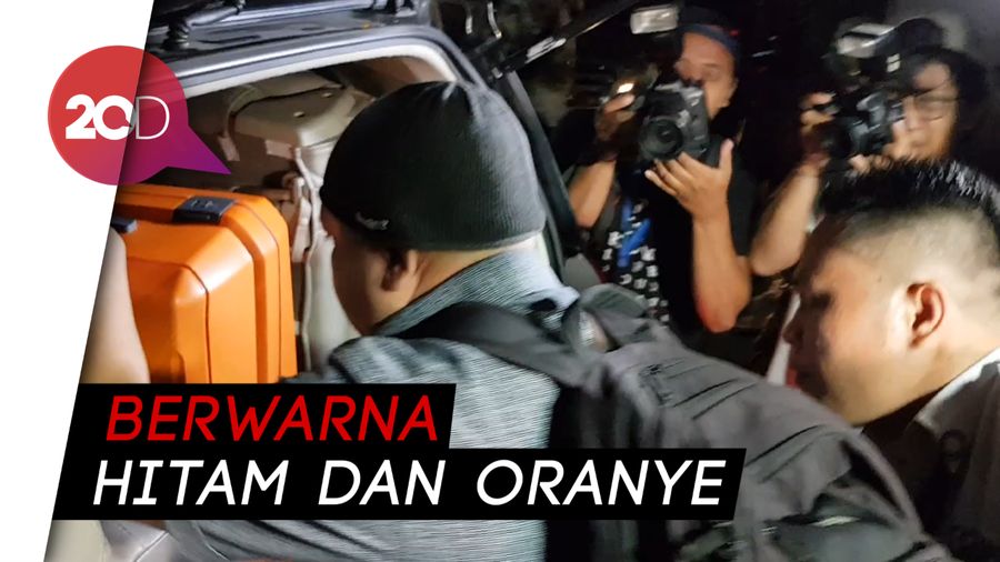 KPK Bawa Dua Koper Usai Ubek-ubek Kantor Mendag