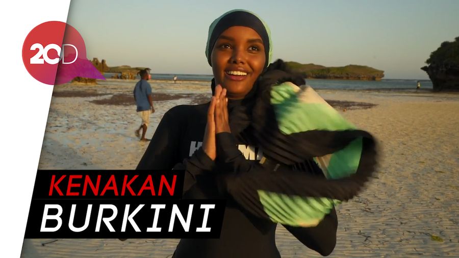 Halima Aden Jadi Hijabers Pertama di Sports Illustrated: Swimsuit