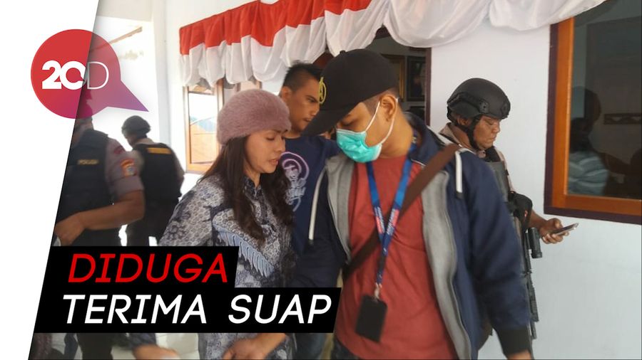 Tas dan Rolex Jadi Barbuk Bupati Talaud 