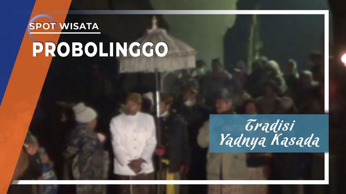 Tradisi Hari Raya Yadnya Kasada , Probolinggo, Jawa Timur