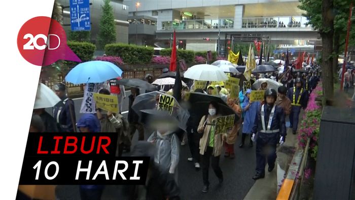 May Day! Buruh Jepang Protes Kelamaan Libur Rayakan Kaisar Baru