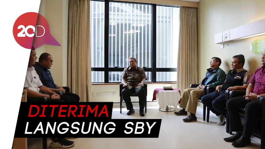 Prabowo Batal, Politikus Gerindra Jenguk Ani Yudhoyono di Singapura