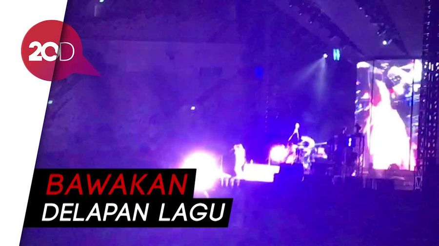 Jadi Band Pembuka, ONE OK ROCK Sukses Panaskan Konser Ed Sheeran
