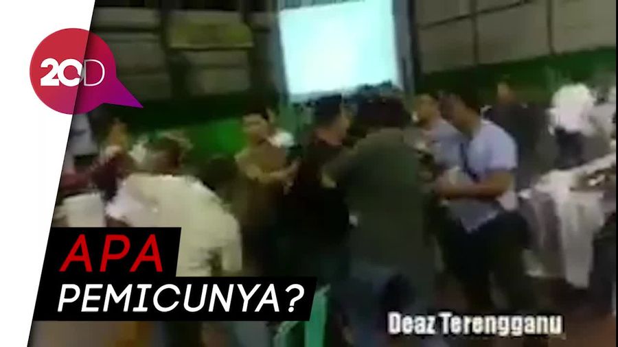 Rekapitulasi Suara di Sampang Ricuh!