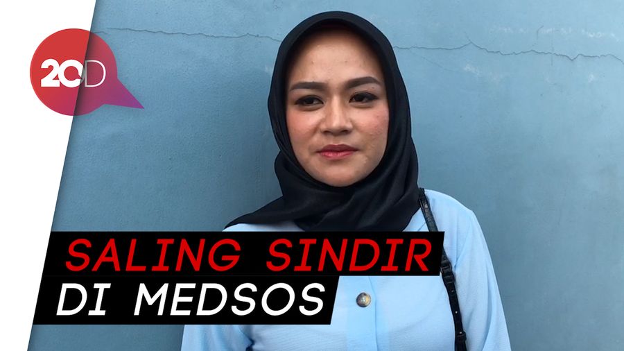 Mantan Istri dan Istri Daus Mini Berantem