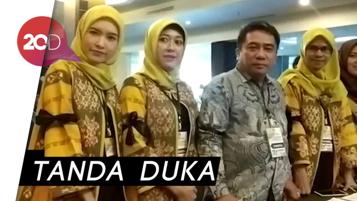 Pita Hitam di Rapat Pleno KPU Sultra