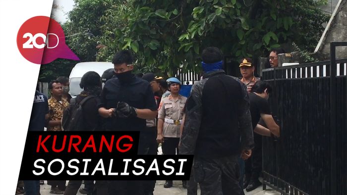 Pimpinan JAD Bekasi Dikenal Tertutup oleh Tetangga