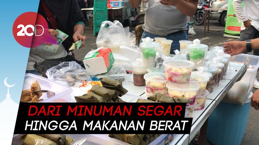 Yuk! Berburu Takjil di Kawasan Masjid Sunda Kelapa