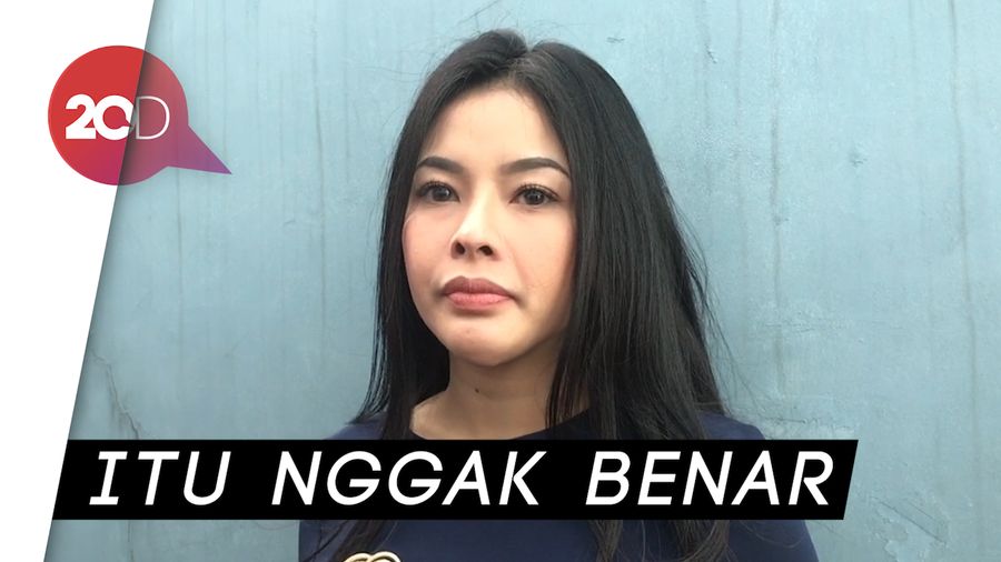 Elvia Cerolline Bantah Jadi Pelakor Hubungan Billy-Hilda