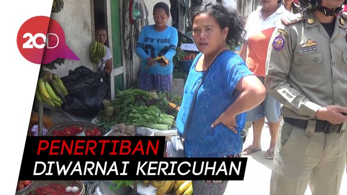 Menolak Ditertibkan, Pedagang Ngamuk dan Usir Satpol PP