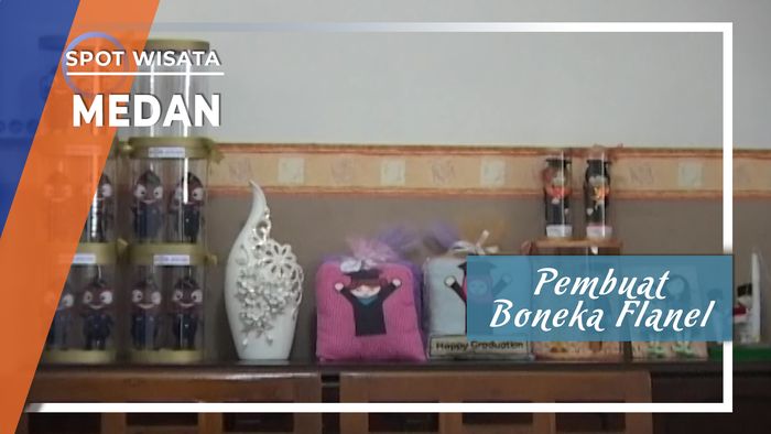Kreativitas Pembuat Boneka Flanel, Medan 