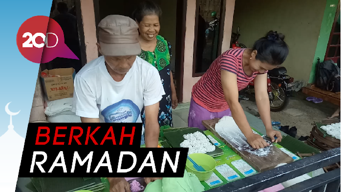 Kue Patola Laris Diburu di Banyuwangi untuk Buka Puasa
