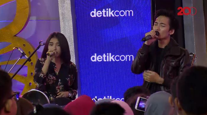 Shakira Bawakan Single Baru dMasiv Bareng 3 Ajudan