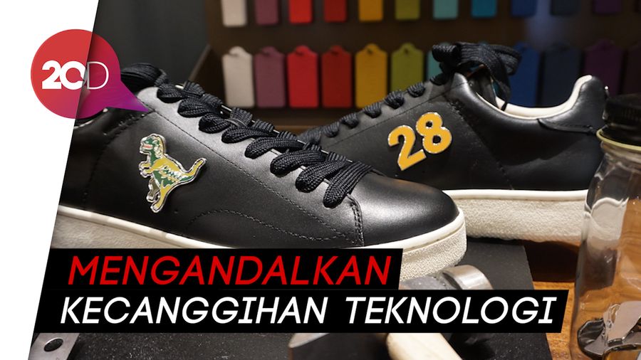 Desain Sneakers Impianmu Bareng Coach Create