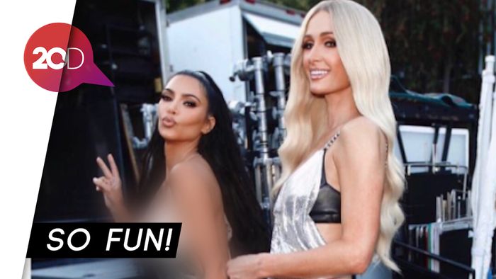Girangnya Paris Hilton dan Kim Kardashian Syuting Music Video Bareng