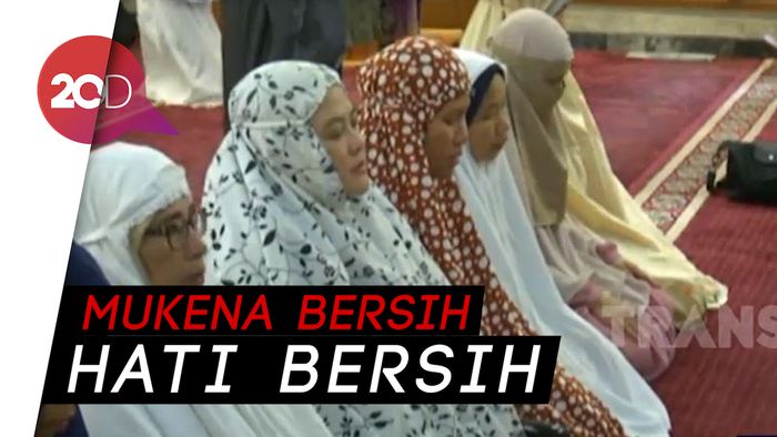 Alhamdulillah, Kini Ada Gerakan Mukena Bersih di Jakarta