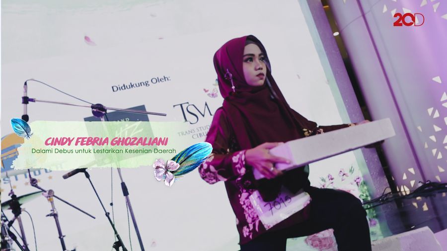 Tekat Cindy Febria Lestarikan Kesenian Debus