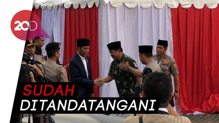 Jokowi ke TNI-Polri: THR Akhir Mei, Gaji ke-13 Juli