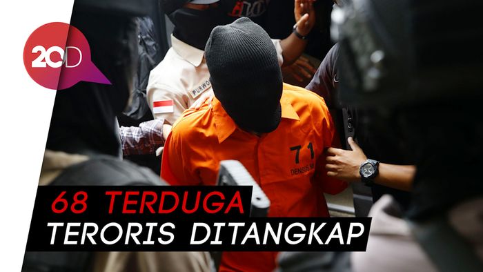 Barang Bukti Para Terduga Teroris, Botol Parfum hingga Buku Jihad 