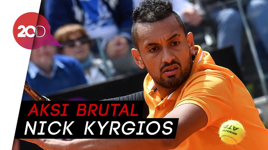Petenis Ini Ngamuk Banting Raket dan Lempar Kursi