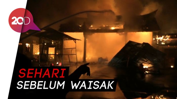 Kelenteng Tri Dharma Sumber Naga Berusia 150 Tahun Terbakar!