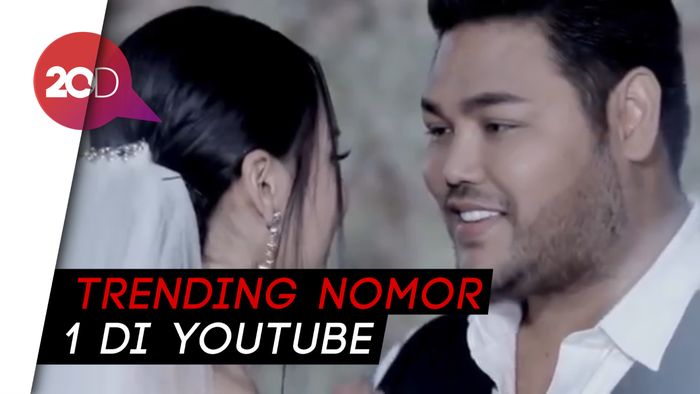 Jadi Pengantin, Ayu Ting Ting dan Ivan Gunawan Didoakan Berjodoh