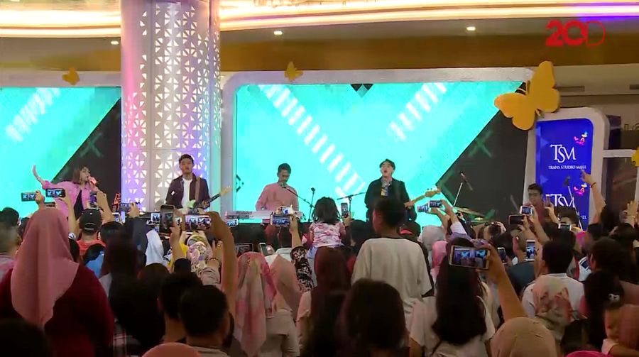 Geisha Manggung di NgintipMusica Cibubur