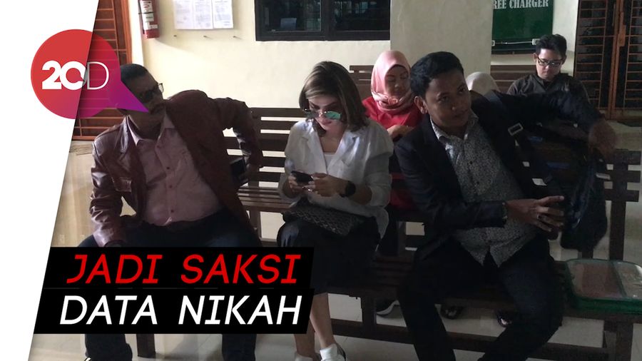 Hilda Vitria dan Ibunya Siapkan Kejutan di Sidang Kriss Hatta