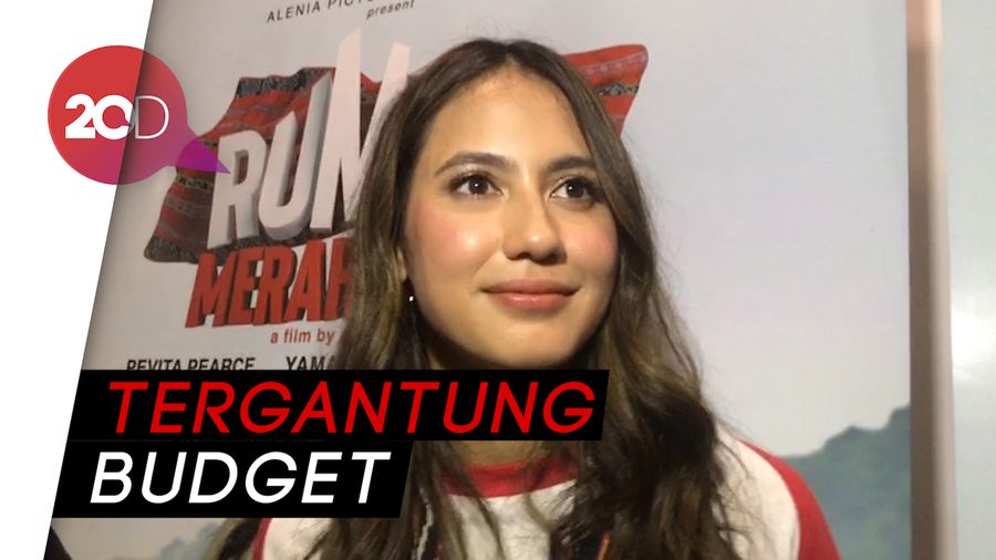 Ternyata Pevita Pearce Suka Traveling Ala Backpacker