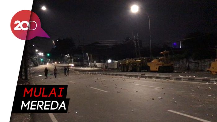 Marinir Hampiri Massa Ricuh di Slipi, Situasi Kini Kondusif