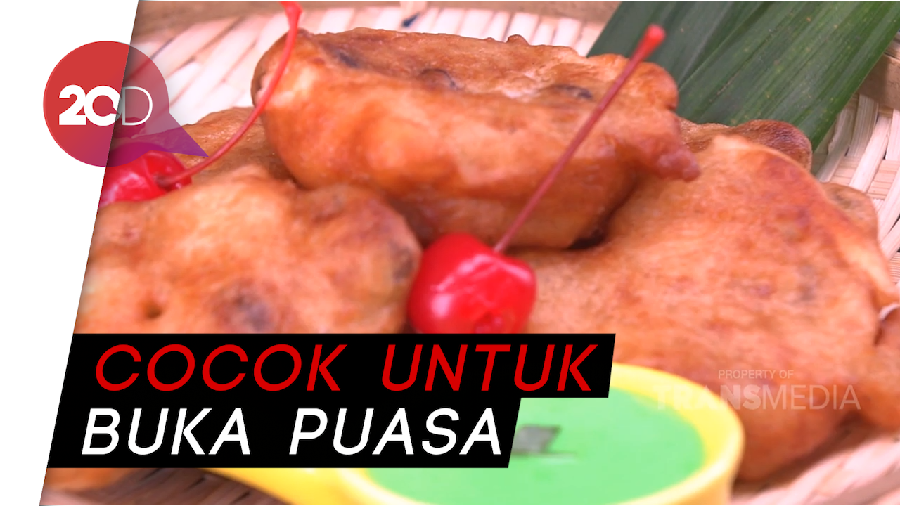 Sajian Unik Kelapa Muda Goreng Saus Pandan