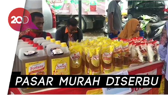 Antusias Warga Kendari Serbu Pasar Murah jelang Lebaran