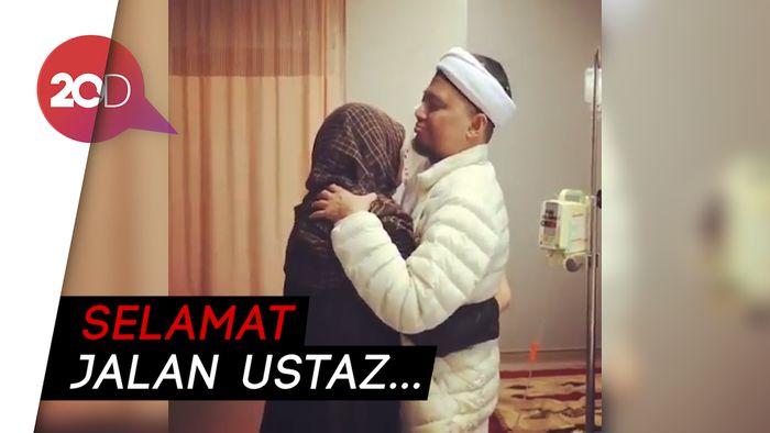 Ridwan Kamil-Titi Kamal Berduka atas Kepergian Ustaz Arifin Ilham