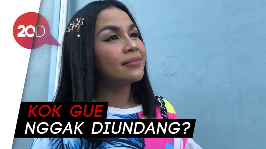 Melaney Ricardo Marah Lihat Pertemuan Syahrini-Luna Maya