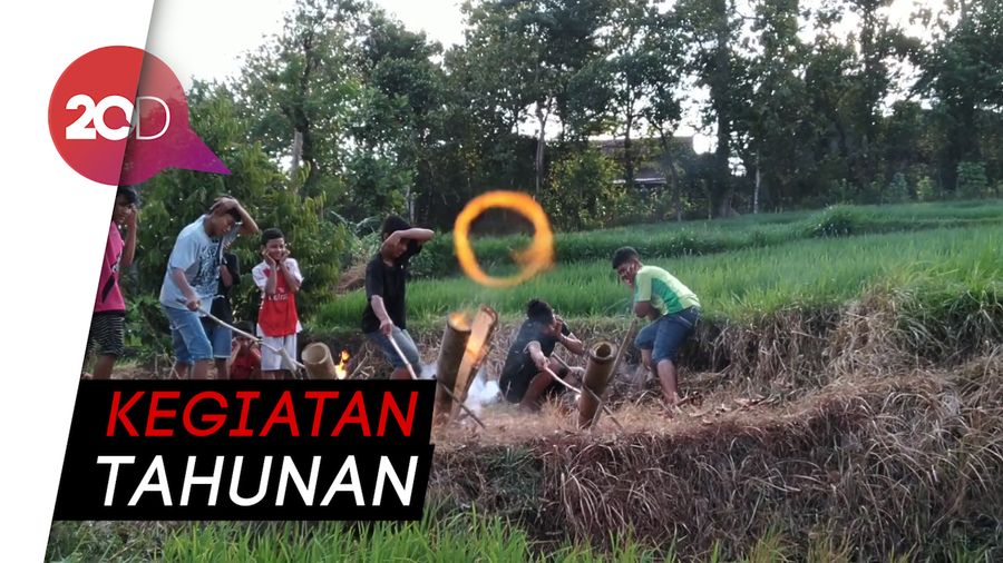 Ngabuburit Sambil Main Bontosan Ala Anak Ponorogo