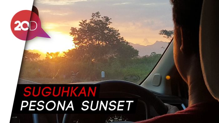 Keindahan Alam Pantai Selatan Jawa Goda Mata Pemudik