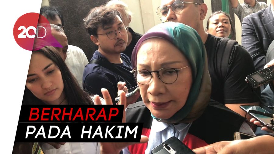 Dituntut 6 Tahun Bui, Ratna: Itu Hiperbola!