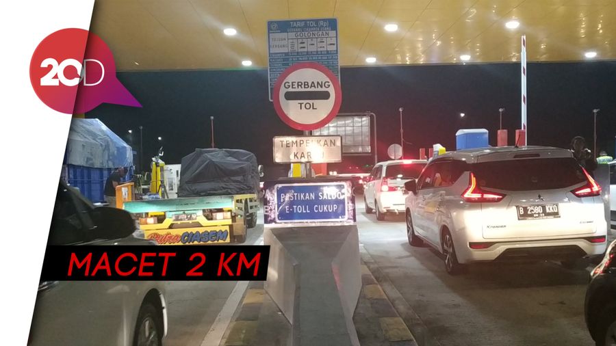 H-7 Lebaran, Gerbang Tol Cikampek Utama Mulai Macet