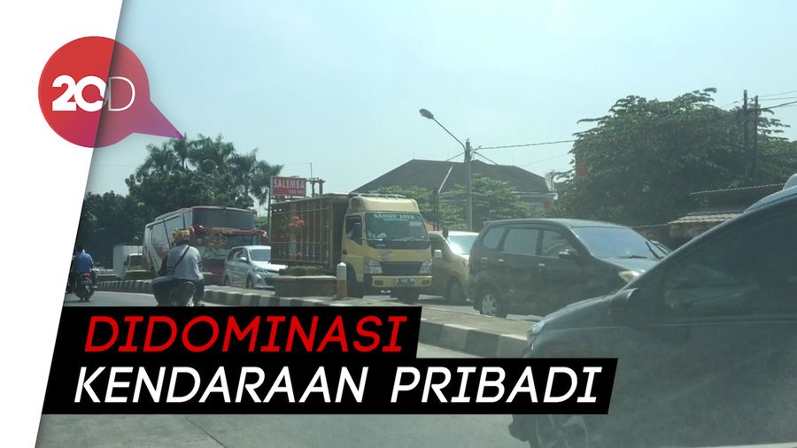 Jalur Pantura Karawang-Dawuan Dipadati Pemudik
